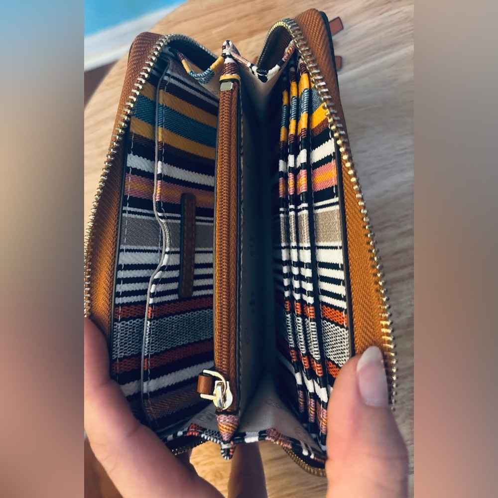 Tory Burch NWOT Multicolor Striped Wallet - Picture 7 of 7